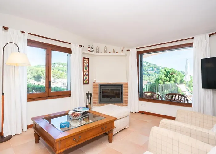 Amazing Seaview House In Tamariu וילה